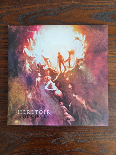 Heretoir the circle - –,