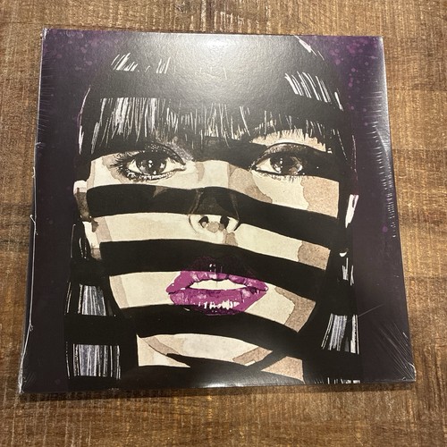 Purple disco machine - machine, exotica