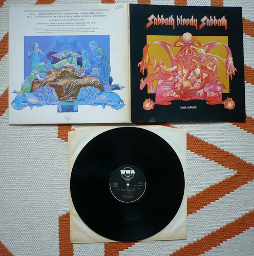 Black sabbath bloody - black,